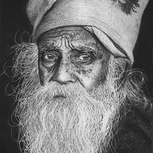 Desenho realista Senhor Indiano A4. Pencil Drawing, Drawing, Realistic Drawing, and Portrait Drawing project by Lucas Scárdua - 05.06.2024