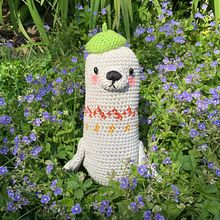 My project for course: Crochet: Create and Customize Your Amigurumi. Un proyecto de Artesanía, Diseño de juguetes, Tejido, DIY, Crochet, Amigurumi y Diseño textil de Veronika Skýbová - 30.04.2024