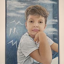 Il mio progetto del corso: Ritratto creativo in chiaroscuro con matita Ein Projekt aus dem Bereich Traditionelle Illustration, Bleistiftzeichnung, Porträtzeichnung, Artistische Zeichnung und Zeichnen mit Buntstiften von Angela Della Malva - 16.05.2024
