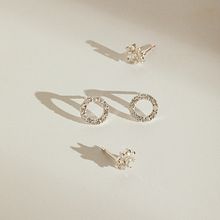 CHRISTMAS JEWERLY CAMPAIGN. Un proyecto de Fotografía de Paola Sanabria - 16.05.2024