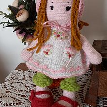 Mi proyecto del curso: Elaboración de muñecas amigurumi románticas. Arts, Crafts, To, Design, Fiber Arts, Crochet, Amigurumi, and Textile Design project by orierom - 05.19.2024