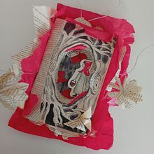 V - Book design (La caputxeta vermella) . % Noa Fábrega Arché tarafından hazırlanan Tasarım projesi - 05.25.2024