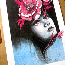 My project for course: Chiaroscuro Creative Portrait with Pencils. Un proyecto de Ilustración tradicional, Dibujo a lápiz, Dibujo de Retrato, Dibujo artístico y Dibujo con lápices de colores de Liliana Silva - 02.06.2024