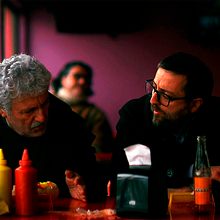 Cortometraje "Completos baño Maria". Un proyecto de Cine, vídeo, televisión, Diseño de iluminación, Cine e Iluminación fotográfica de Vittorio Farfan - 10.06.2024