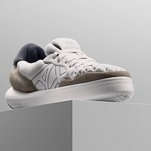 Armani Exchange - XXL. Un progetto di Pubblicità, Motion graphics, 3D, Animazione, Video e Sound design di Bark&Bite - 04.06.2024