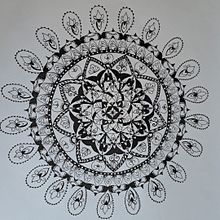 Mi proyecto del curso: El arte de dibujar mandalas: crea patrones geométricos. Drawing & Ink Illustration project by mmpjclm - 06.12.2024