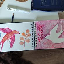 Sketchbook agua, peces y pájaros . Traditional illustration, Sketching, Creativit, Drawing, Sketchbook, and Watercolor Painting project by Lola Costas - 06.13.2024