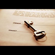 Renter Rights. Un progetto di Cop, writing e Marketing digitale di Lily Davis - 13.06.2024