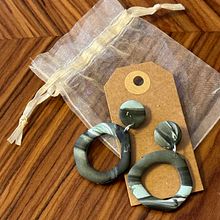 Mi proyecto del curso: Diseño de bisutería con arcilla polimérica para principiantes. Un progetto di Design di accessori, Artigianato, Design di gioielli e DIY di Carmen Puig-Samper - 17.06.2024