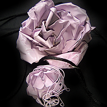  Necklace with pendant and ring with rose motif in copper. Un progetto di Artigianato di Susanna Grandicelli - 18.06.2024