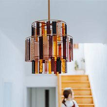 My project for course: Design and Build a Resin Lamp. Un proyecto de Artesanía, Diseño, creación de muebles					, Diseño de interiores, Decoración de interiores y DIY de Blommaert Cara - 19.06.2024
