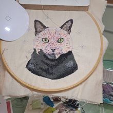 Meu projeto do curso: Retratos bordados de pet: pintura com linha. Bordado, Ilustração naturalista, e Design têxtil projeto de Aline Munhoz de Lima Leal - 16.06.2024