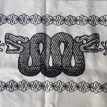 Meu projeto do curso: Introdução ao bordado blackwork. Een project van Borduurwerk y Textielontwerp van Patrícia - 21.06.2024
