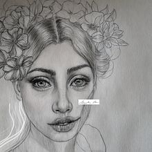 Il mio progetto del corso: Ritratto realistico a matita: luci, ombre e proporzioni. Un projet de Illustration traditionnelle, Beaux Arts, Esquisse , Dessin au cra, on, Dessin, Dessin de portrait, Dessin réaliste, Dessin artistique , et Dessin anatomique de ALESSANDRA VISSER - 24.06.2024