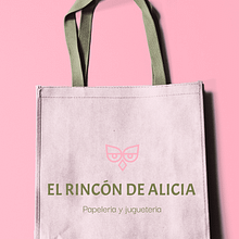Mi proyecto del curso: Diseño de logotipos: síntesis gráfica y minimalismo. Un progetto di Design, Br, ing, Br, identit, Graphic design e Design di loghi di lucia vanrell - 27.06.2024
