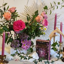 L'oracle des fleurs . Projekt z dziedziny  Dekoracja wnętrz, Dekoracja wnętrz, DIY, Kompoz i cje kwiatowe i botaniczne użytkownika rebelles_flowers - 27.06.2024