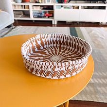 Basket weaving peaces. Accessor, Design, Arts, Crafts, Fashion Design, Fiber Arts, and Textile Design project by Inês Vieira - 07.03.2024