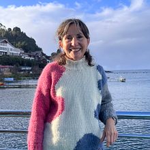Mi proyecto del curso: Diseño y tejido de prendas con la técnica de intarsia. Fashion Design, Fiber Arts, DIY, Knitting, and Textile Design project by Ivonne inostroza - 07.04.2024
