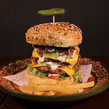 Branding para "Los Suculentos". Un projet de Photographie gastronomique, Photographie, UX / UI, Br et ing et identité de Omar A. A. Pérez - 08.07.2024