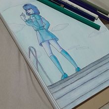 Meu projeto do curso: Desenho de retratos vibrantes com lápis de cor. Projekt z dziedziny  R, sunek, Portret, Sketchbook, R i sowanie kredkami użytkownika amandavzf - 10.07.2024