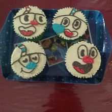 Mi proyecto del curso: Decoración artística de cupcakes con buttercream. DIY project by Elena Oran - 07.24.2024