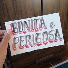 Meu projeto do curso: Lettering popular brasileiro. Design, T, pograph, Calligraph, T, pograph, and Design project by viviane_umbellino - 07.14.2024