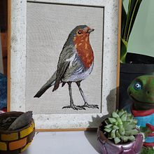 Vuela vuela Pajarito:  Pintar con hilo: técnicas de ilustración textil. Traditional illustration, Embroider, and Textile Design project by Laura García - 07.16.2024