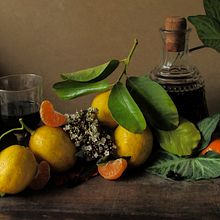 Mi proyecto del curso: Fotografía de bodegones en claroscuro. Product Photograph, Fine-Art Photograph, and Food Photograph project by Rosana Milanesio - 07.19.2024