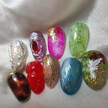 Mi proyecto del curso: Introducción al nail art. Design, Traditional illustration, Painting, Pattern Design, and Decorative Painting project by teresaibarracordova - 07.20.2024