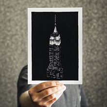 Night City Skyline. Un proyecto de Bellas Artes, Dibujo, Bocetado y Dibujo realista de Nikita Busyak - 24.07.2024
