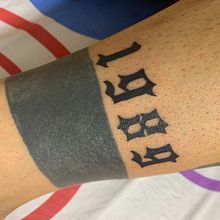 Mi proyecto del curso: Técnicas de tatuaje blackwork con línea fina. Un progetto di Design di tatuaggi di Dani - 25.07.2024