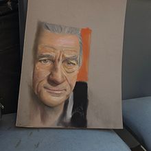 Il mio progetto del corso: Ritratto realistico con matite colorate. Traditional illustration, Fine Arts, Pencil Drawing, Drawing, Portrait Drawing, Realistic Drawing, Artistic Drawing, and Colored Pencil Drawing project by locatelliveronica - 07.31.2024