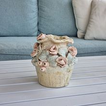 My project for course: Basic Techniques in Decorative Ceramic Modeling. Un progetto di Design di accessori, Artigianato, Belle arti e Ceramica di vbasya - 02.08.2024