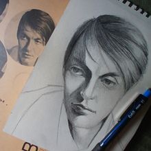 Il mio progetto del corso: Ritratto su blocco da disegno: esplora il volto umano Ein Projekt aus dem Bereich Skizzenentwurf, Zeichnung, Porträtzeichnung, Artistische Zeichnung und Sketchbook von benellialessia - 02.08.2024