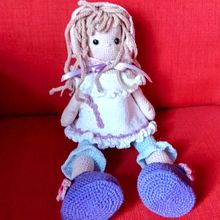 Mi proyecto del curso: Elaboración de muñecas amigurumi románticas. Arts, Crafts, To, Design, Fiber Arts, Crochet, Amigurumi, and Textile Design project by Gaby Gallo - 08.02.2024