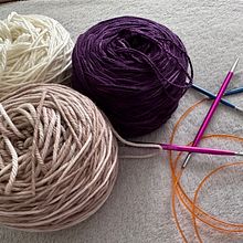 My project for course: Stranded colorwork knitting Ein Projekt aus dem Bereich Erweiterungsentwicklung, Modedesign, Weben, DIY, Stricken und Textildesign von Blanka Youcefi - 03.08.2024