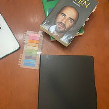 Mi proyecto del curso: Leer para escribir. Writing, Sketchbook, Narrative, and Creative Writing project by beatriz_alonso_cabaleiro - 08.06.2024