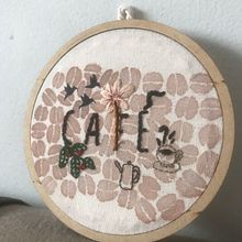 Meu projeto do curso: Técnicas básicas para bordado de letras. Een project van Borduurwerk y Textielontwerp van Dammyres Barboza - 07.08.2024