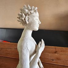 Mein Abschlussprojekt für den Kurs: Figürliche Keramikskulptur. Arts, Crafts, and Ceramics project by jutscheka - 08.09.2024