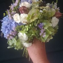 Mój projekt z kursu: Układanie bukietów kwiatów dla początkujących Ein Projekt aus dem Bereich Innendesign, L, schaftsbau, Dekoration von Innenräumen, DIY und Blumen- und Pflanzendesign von annaczeryba3 - 09.08.2024