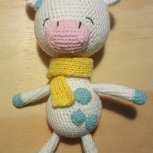 My project for course: Crocheting Amigurumi Animals for Beginners. Arts, Crafts, To, Design, Crochet, Amigurumi, and Textile Design project by angelab1 - 08.10.2024
