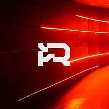 Dereal Studio. Design project by Alex Lázaro Castillo - 08.12.2024