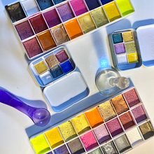 Mi proyecto del curso: Acuarelas metálicas. Un progetto di Artigianato, Belle arti, Pittura, Pittura ad acquerello e Teoria del colore di Vero Mendez Almozara - 12.07.2024