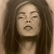 Mi proyecto del curso: Retrato artístico al carboncillo: creando atmósferas. Traditional illustration, Fine Arts, Drawing, Portrait Drawing, Realistic Drawing, and Artistic Drawing project by Enrique Rodríguez Rubio - 08.12.2024