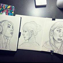 Il mio progetto del corso: Ritratto su blocco da disegno: esplora il volto umano. Esboçado, Desenho, Desenho de retrato, Desenho artístico, e Sketchbook projeto de laeli_88 - 18.08.2024