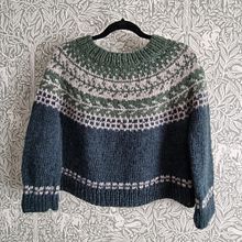 Mijn project van de cursus: Ontwerpen en breien met de jacquardtechniek. Accessor, Design, Fiber Arts, Knitting, and Textile Design project by Esther Rosier - 08.18.2024
