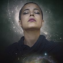 Due mondi - Two worlds . % laura nobile tarafından hazırlanan Yazma, Hika, e anlatımı, Anlatı, Kurgu Yazımı, Ve Yaratıcı Yazarlık projesi - 08.22.2024