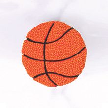 Basketball Cupcake . Een project van Banketbakkerij,  Video y  Ontwerp van Lindsey Katon - 23.08.2024