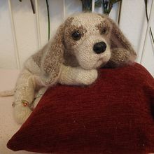 My Cavalier King Charles Spaniel Henriette for course: Knitting Realistic Stuffed Animals: Make a Puppy from Yarn. Fiber Arts, DIY, Knitting, and Textile Design project by Ju Lia - 11.30.2023