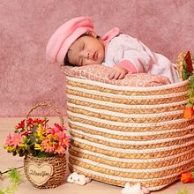 Mi proyecto del curso: Introducción a la fotografía newborn. Photograph, Portrait Photograph, Studio Photograph, Lifest, le Photograph & Interior Photograph project by Carlos Naranjo Saavedra - 08.26.2024